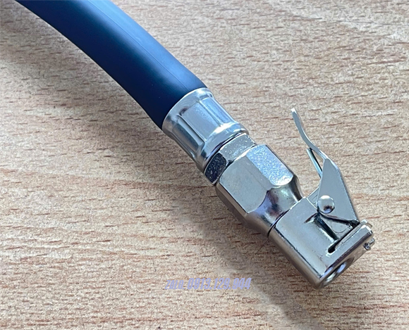 Đồng hồ bơm lốp xe điện tử M7-SB-3030