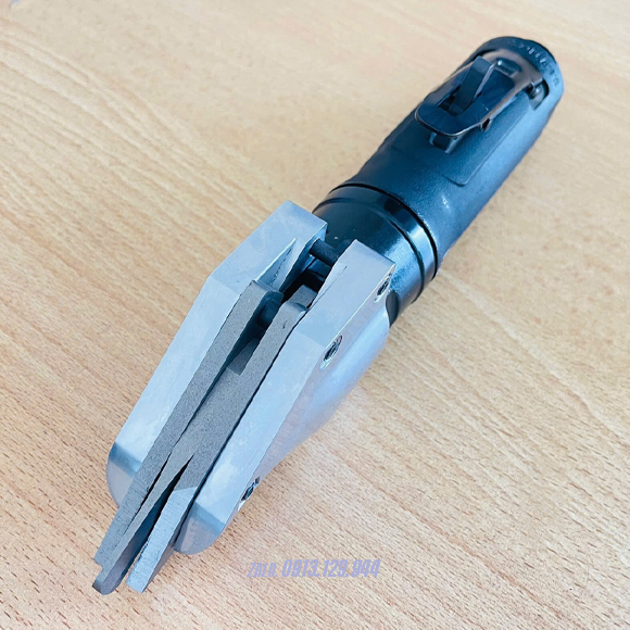 Kéo cắt tôn dùng khí nén M7-QG-102